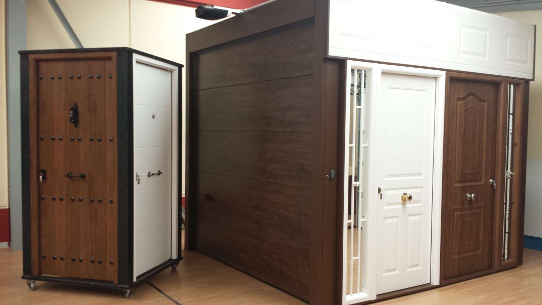 exposicion-puertas-de-entrada-a-vivienda | Hidrometal